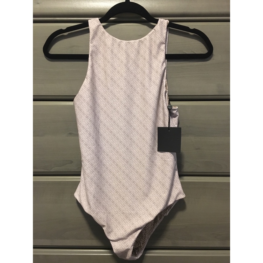 ❌SOLD❌Acacia swimwear one piece France in Batik